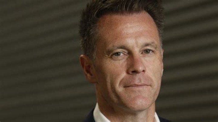 How tall is Chris O'Donnell