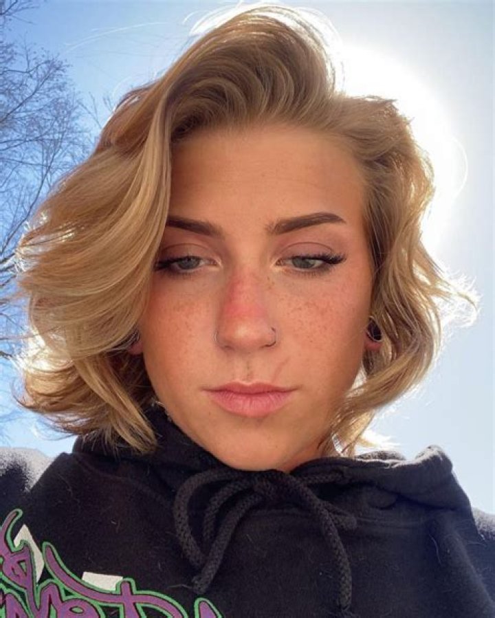 Sage Bender Age | Wiki, Net worth, Bio, Height, Girlfriend ?