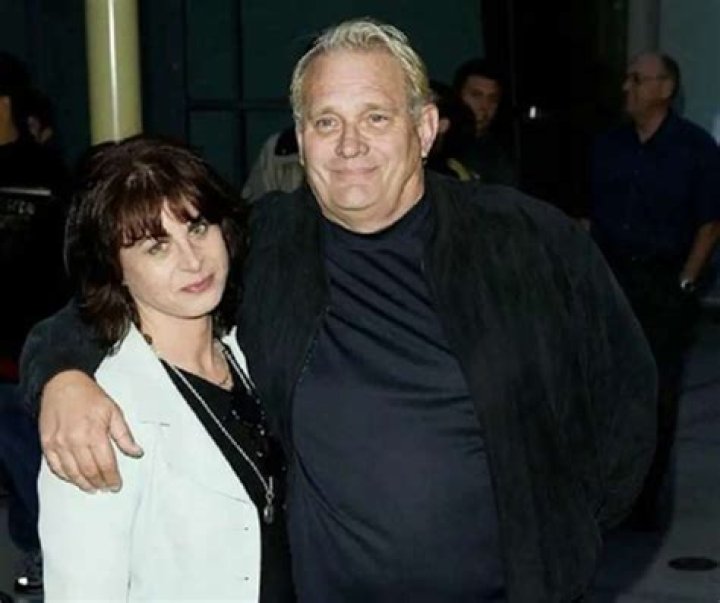 Sian Eleanor Green (Bo Hopkins) Age